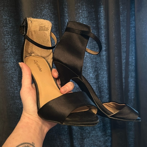 Black Formal Heels - Picture 1 of 5